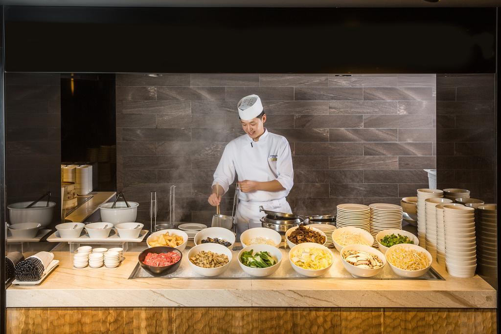 Kensington Jeju Hotel Exterior foto A live kitchen at a hotel
