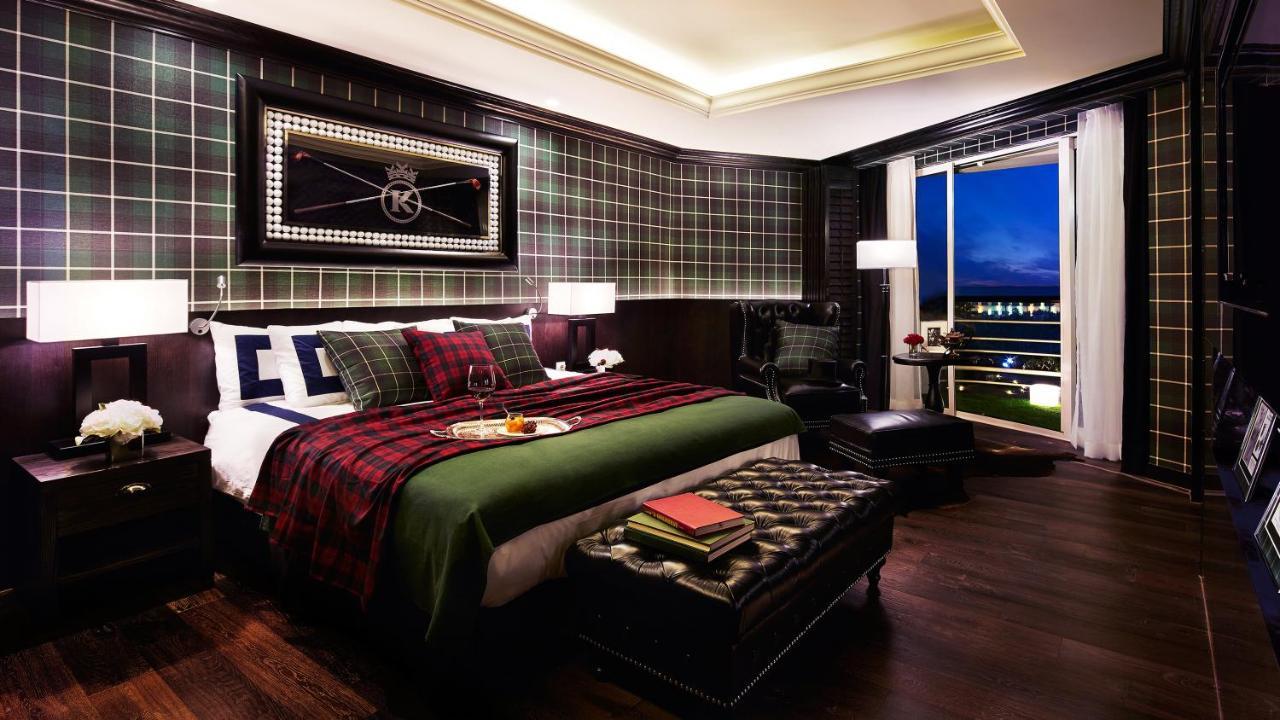 Kensington Jeju Hotel Exterior foto A bedroom at The Ivy Hotel